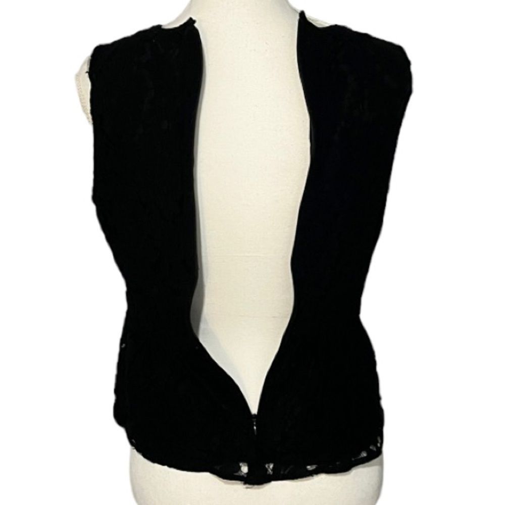 J Crew size 6 black lace sleeveless top with zip back EUC - Picture 5 of 10